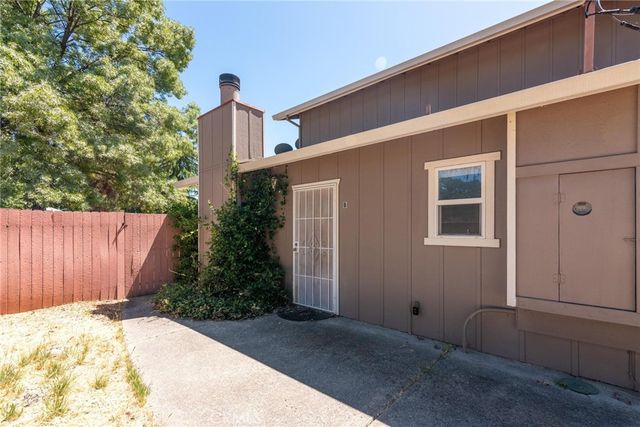 19306 Mountain Meadow S, Hidden Valley Lake, CA 95467