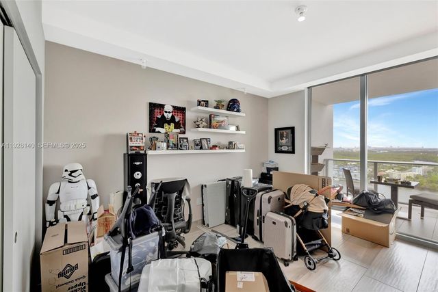 17111 Biscayne Blvd 2308, North Miami Beach, FL 33160