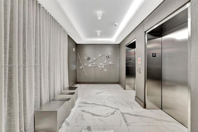 17111 Biscayne Blvd 2308, North Miami Beach, FL 33160