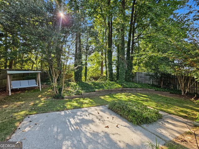 4887 Lake Park Lane, Acworth, GA 30101