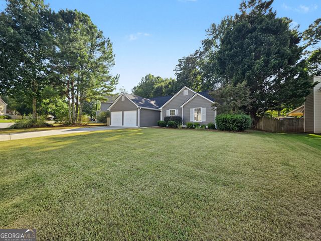 4887 Lake Park Lane, Acworth, GA 30101