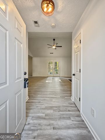 4887 Lake Park Lane, Acworth, GA 30101