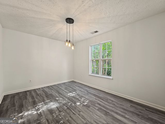 4887 Lake Park Lane, Acworth, GA 30101