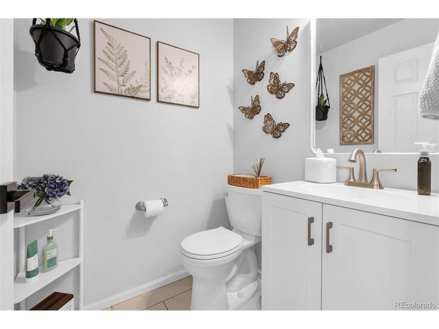 5005 S Elk St, Aurora, CO 80016