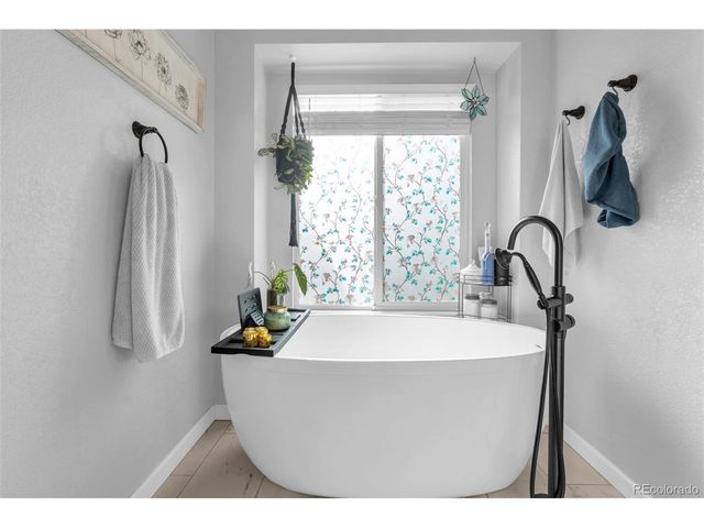 5005 S Elk St, Aurora, CO 80016