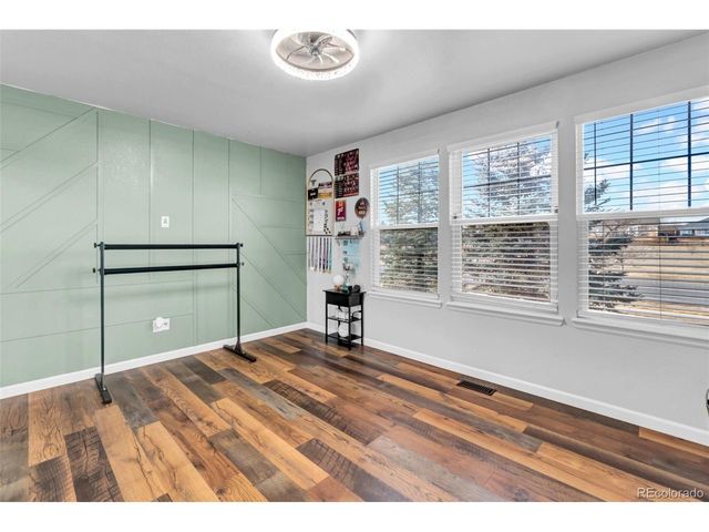 5005 S Elk St, Aurora, CO 80016