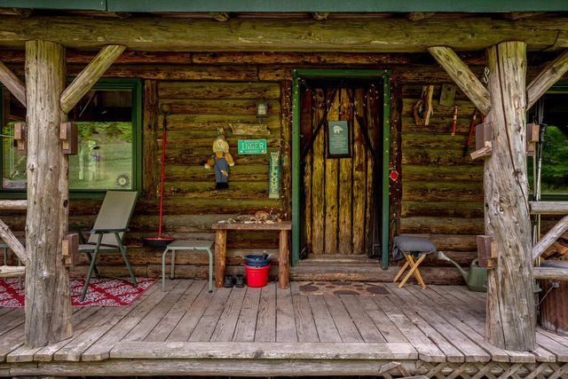 287 Powder Mill Road, Londonderry, VT 05148