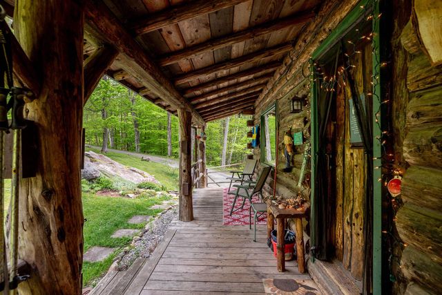 287 Powder Mill Road, Londonderry, VT 05148