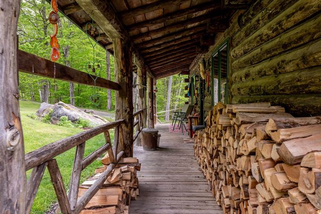 287 Powder Mill Road, Londonderry, VT 05148
