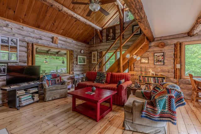 287 Powder Mill Road, Londonderry, VT 05148