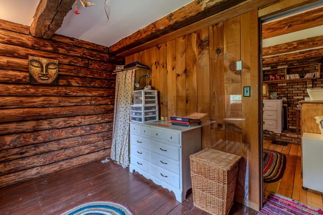 287 Powder Mill Road, Londonderry, VT 05148