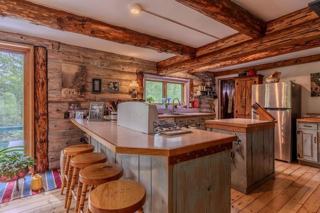 287 Powder Mill Road, Londonderry, VT 05148