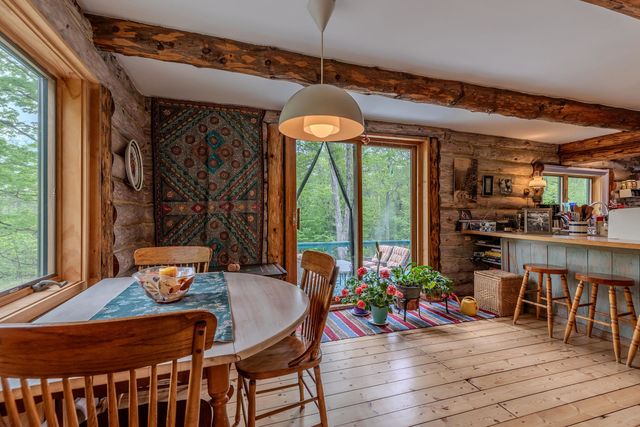 287 Powder Mill Road, Londonderry, VT 05148
