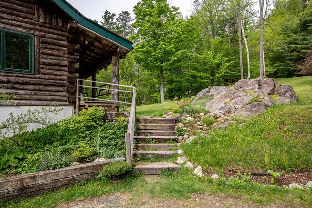 287 Powder Mill Road, Londonderry, VT 05148