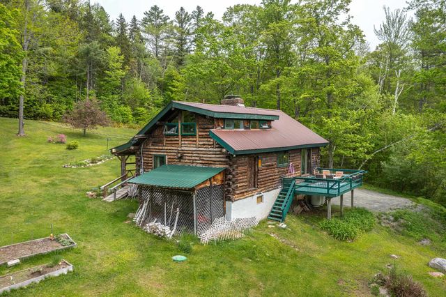 287 Powder Mill Road, Londonderry, VT 05148