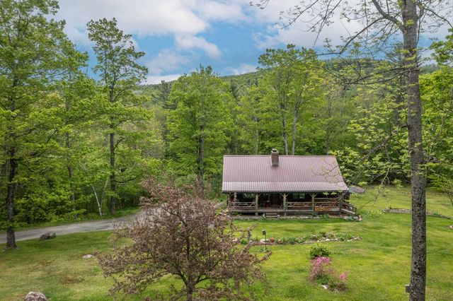 287 Powder Mill Road, Londonderry, VT 05148