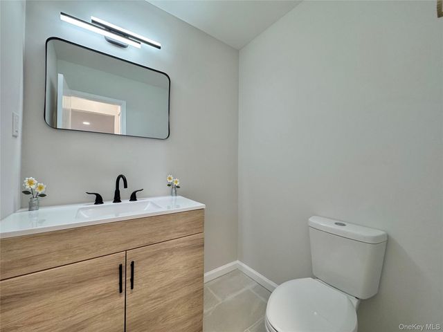 607 Cabot Court, Saint James, NY 11780