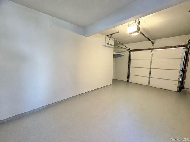 607 Cabot Court, Saint James, NY 11780
