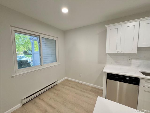 607 Cabot Court, Saint James, NY 11780
