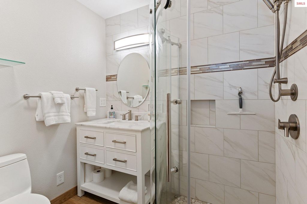 2537 Lakeshore Dr., Sagle, ID 83860 photo 16