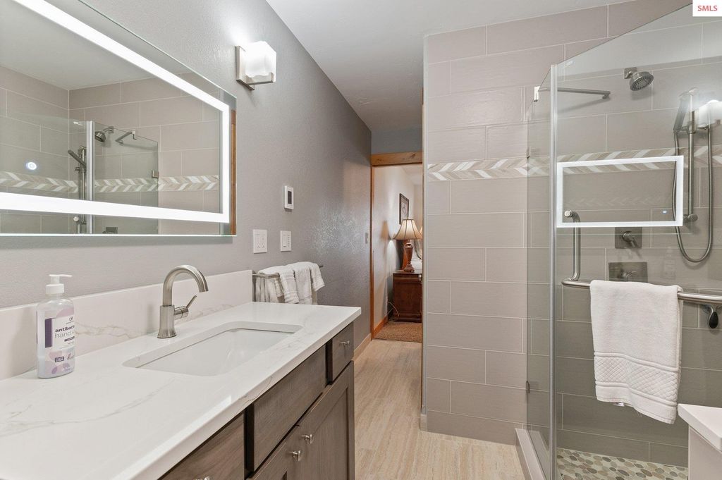 2537 Lakeshore Dr., Sagle, ID 83860 photo 50