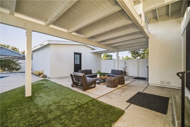 5769 Aldea Avenue, Encino, CA 91316