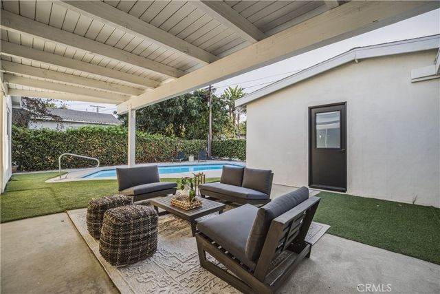 5769 Aldea Avenue, Encino, CA 91316