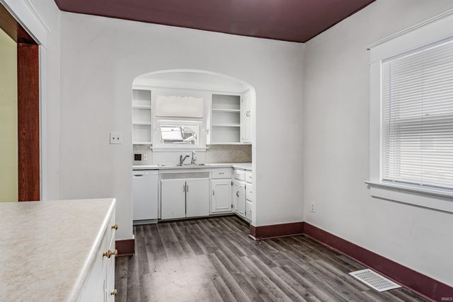 1812 Saint Marys Avenue, Fort Wayne, IN 46808