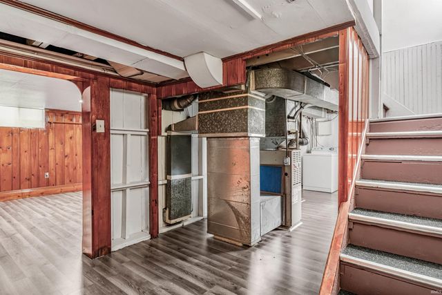 1812 Saint Marys Avenue, Fort Wayne, IN 46808