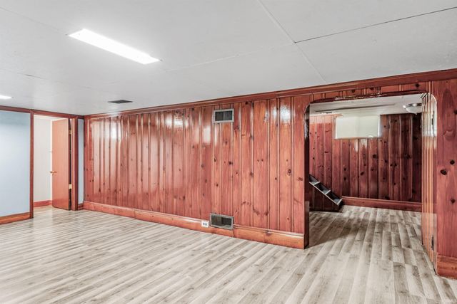 1812 Saint Marys Avenue, Fort Wayne, IN 46808