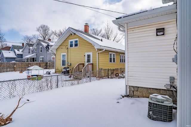 1812 Saint Marys Avenue, Fort Wayne, IN 46808