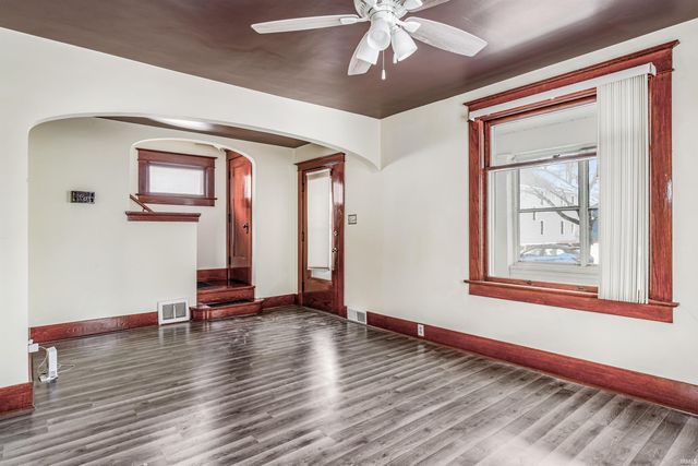 1812 Saint Marys Avenue, Fort Wayne, IN 46808