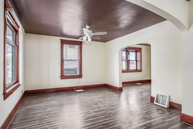 1812 Saint Marys Avenue, Fort Wayne, IN 46808