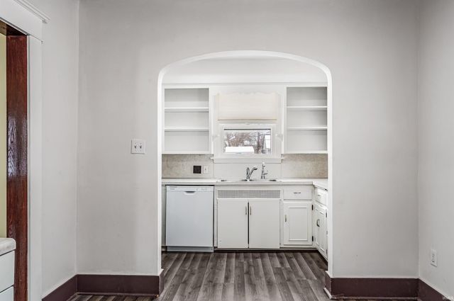 1812 Saint Marys Avenue, Fort Wayne, IN 46808