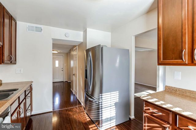 8331 MOLINE PL, Springfield, VA 22153