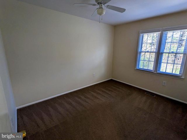 8331 MOLINE PL, Springfield, VA 22153