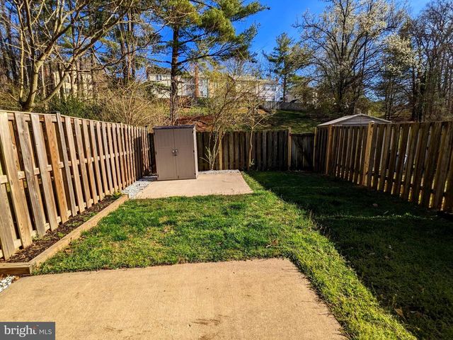 8331 MOLINE PL, Springfield, VA 22153