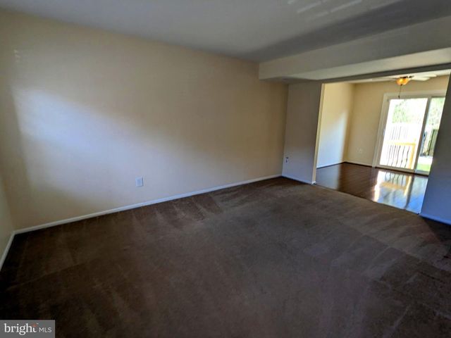 8331 MOLINE PL, Springfield, VA 22153