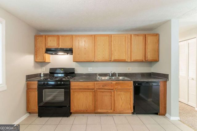 1051 S Millard Way, Stone Mountain, GA 30088