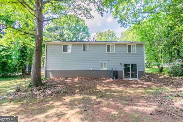 1051 S Millard Way, Stone Mountain, GA 30088