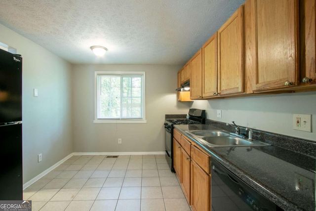 1051 S Millard Way, Stone Mountain, GA 30088