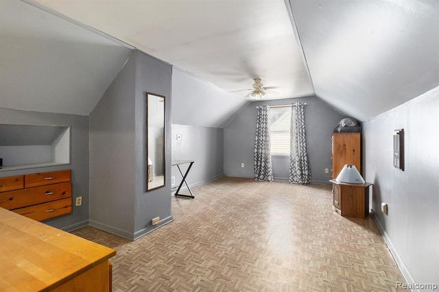 21108 Bon Heur Street, Saint Clair Shores, MI 48081