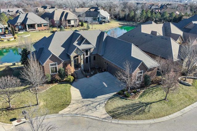 10635 E Glengate Cir, Wichita, KS 67206