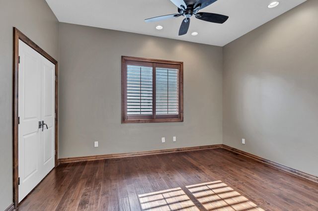 10635 E Glengate Cir, Wichita, KS 67206