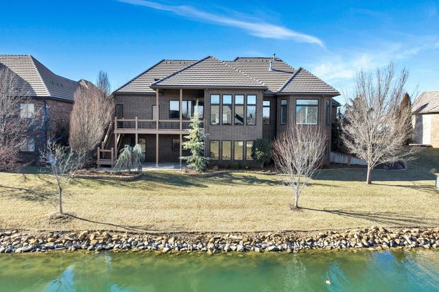 10635 E Glengate Cir, Wichita, KS 67206