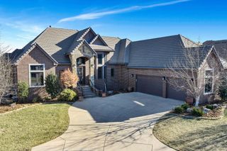 10635 E Glengate Cir, Wichita, KS 67206