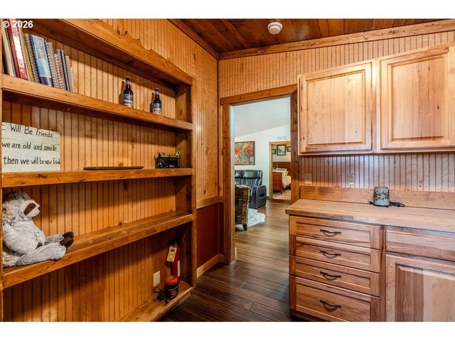 32700 Se LEEWOOD Ln 3, Boring, OR 97009