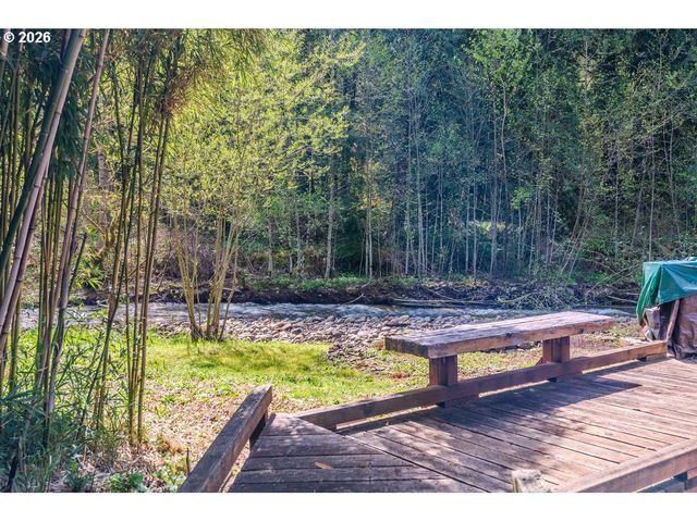 32700 Se LEEWOOD Ln 3, Boring, OR 97009