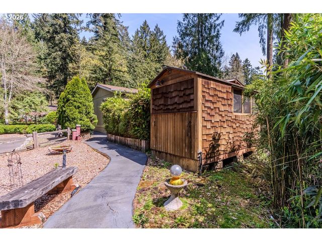32700 Se LEEWOOD Ln 3, Boring, OR 97009