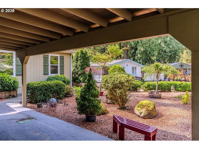 32700 Se LEEWOOD Ln 3, Boring, OR 97009